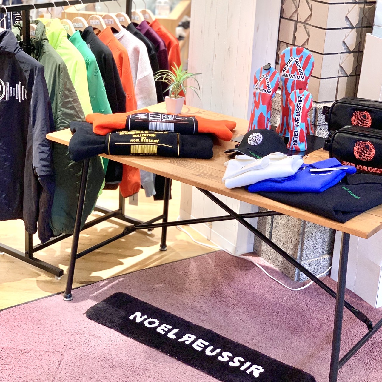 ザ・クイーンズヒル店POPUP店内