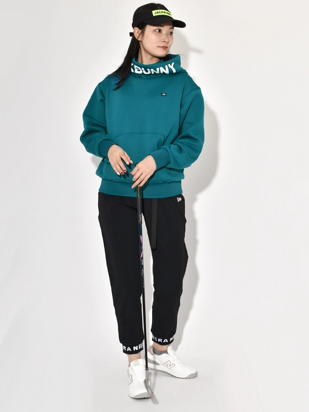 レディースゴルフウェアパンツスタイル