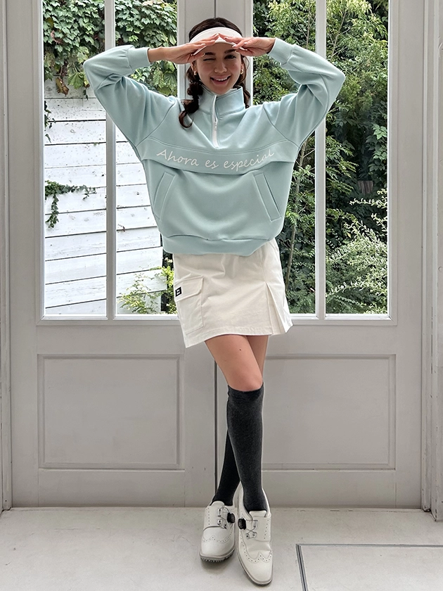 レディースゴルフウェアパンツスタイル