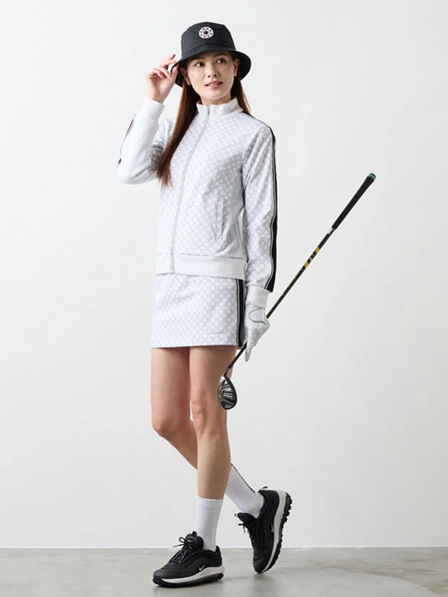 レディースゴルフウェアパンツスタイル