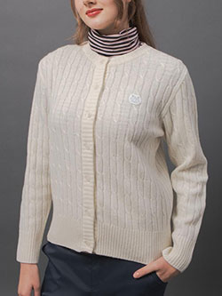 セントクリストファーゴルフ　25年秋冬新作　防寒ケーブルカーディガン　TL49500