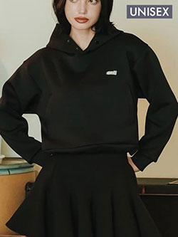 エンティ　ショートフーディ　25A0412