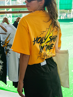 キャプテンズヘルムゴルフ　HOLY SHIT IN ONE TEE AND TOTE　CHG26-SS-WT22